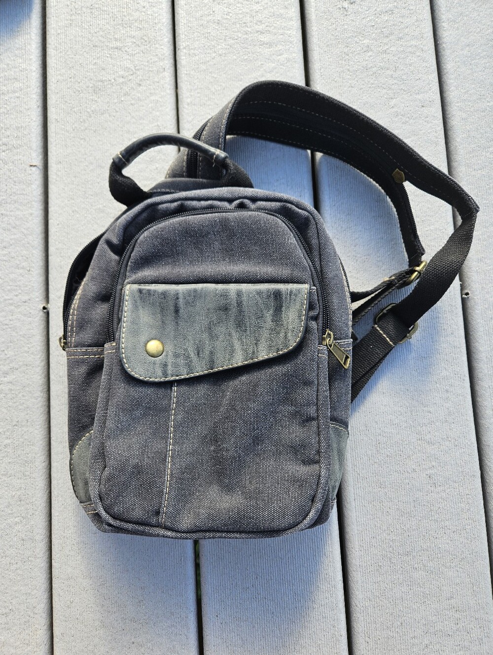 Cargoit Denim Blue Utility Backpack Travel Work School Bag - Vintage Style Canva